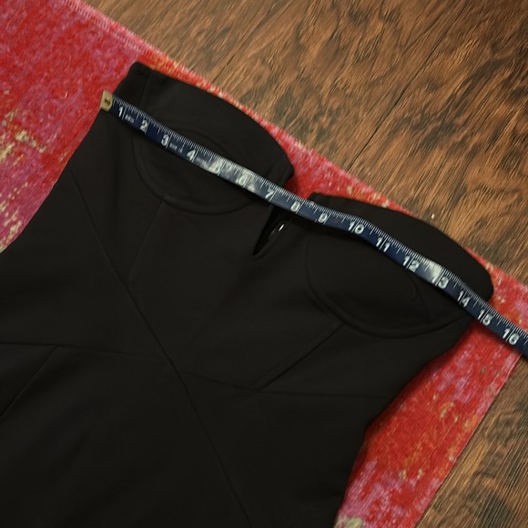 Nicholas Dress - Picture 11 of 14